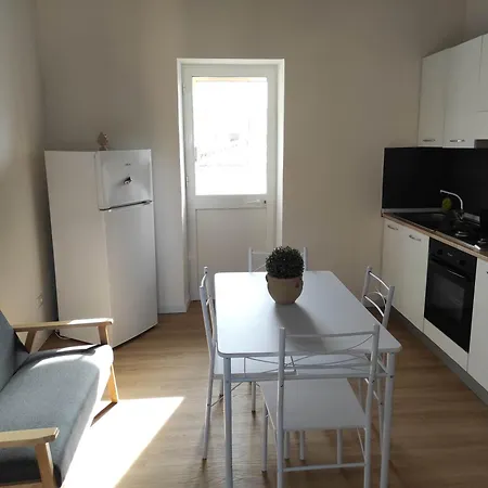 Sicily House 4*