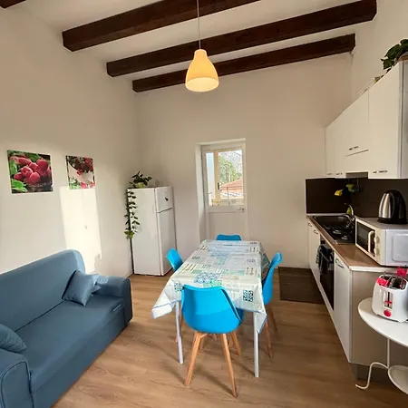 Sicily House 4*